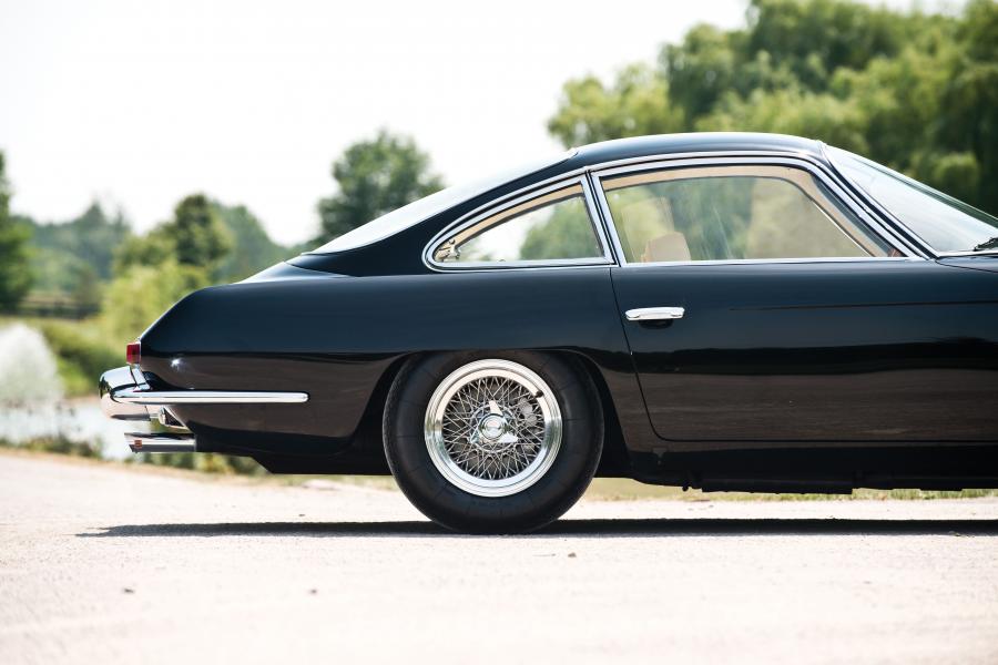  Lamborghini 350 GT Coupe 1966 года  (фото 2 из 28)